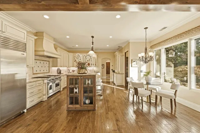 $8,980,000 | 484 Cherry Avenue, Los Altos, CA 94022