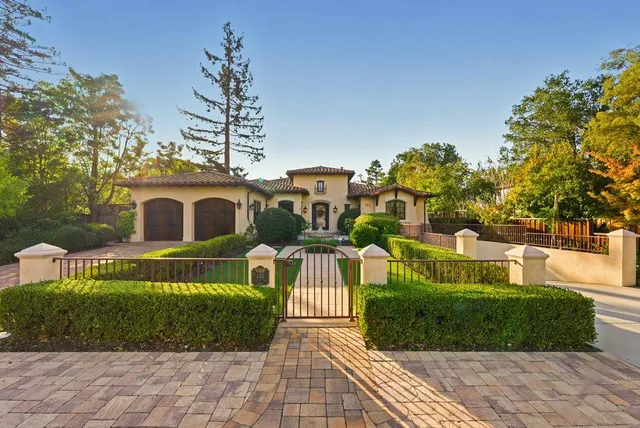 $8,980,000 | 484 Cherry Avenue, Los Altos, CA 94022