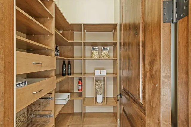 $8,980,000 | 484 Cherry Avenue, Los Altos, CA 94022