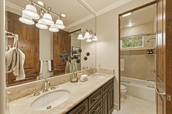 $8,380,000 | 484 Cherry Avenue, Los Altos, CA 94022