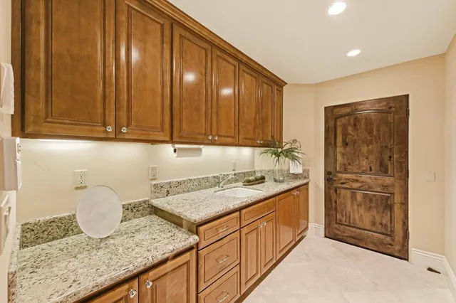 $8,980,000 | 484 Cherry Avenue, Los Altos, CA 94022