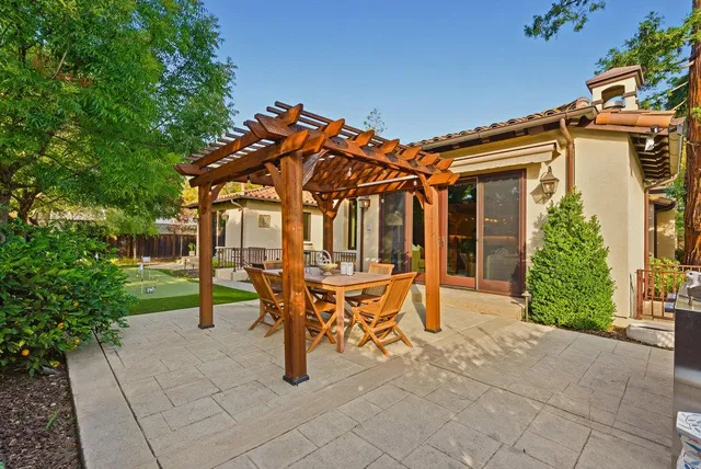 $8,980,000 | 484 Cherry Avenue, Los Altos, CA 94022