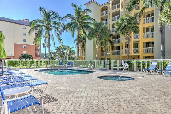 a view of outdoor space yard and porch