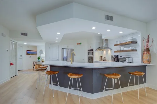 $6,000 | 5353 Gulf Boulevard, Unit A502, St. Pete Beach, FL 33706