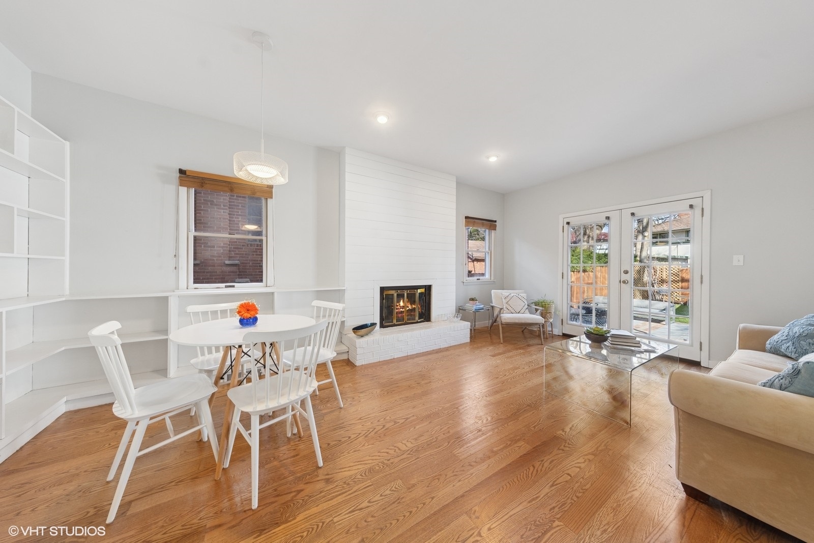 208 Fairbank Road Riverside, IL 60546 - Photo 11 of 29 a living room with furniture and a fireplace