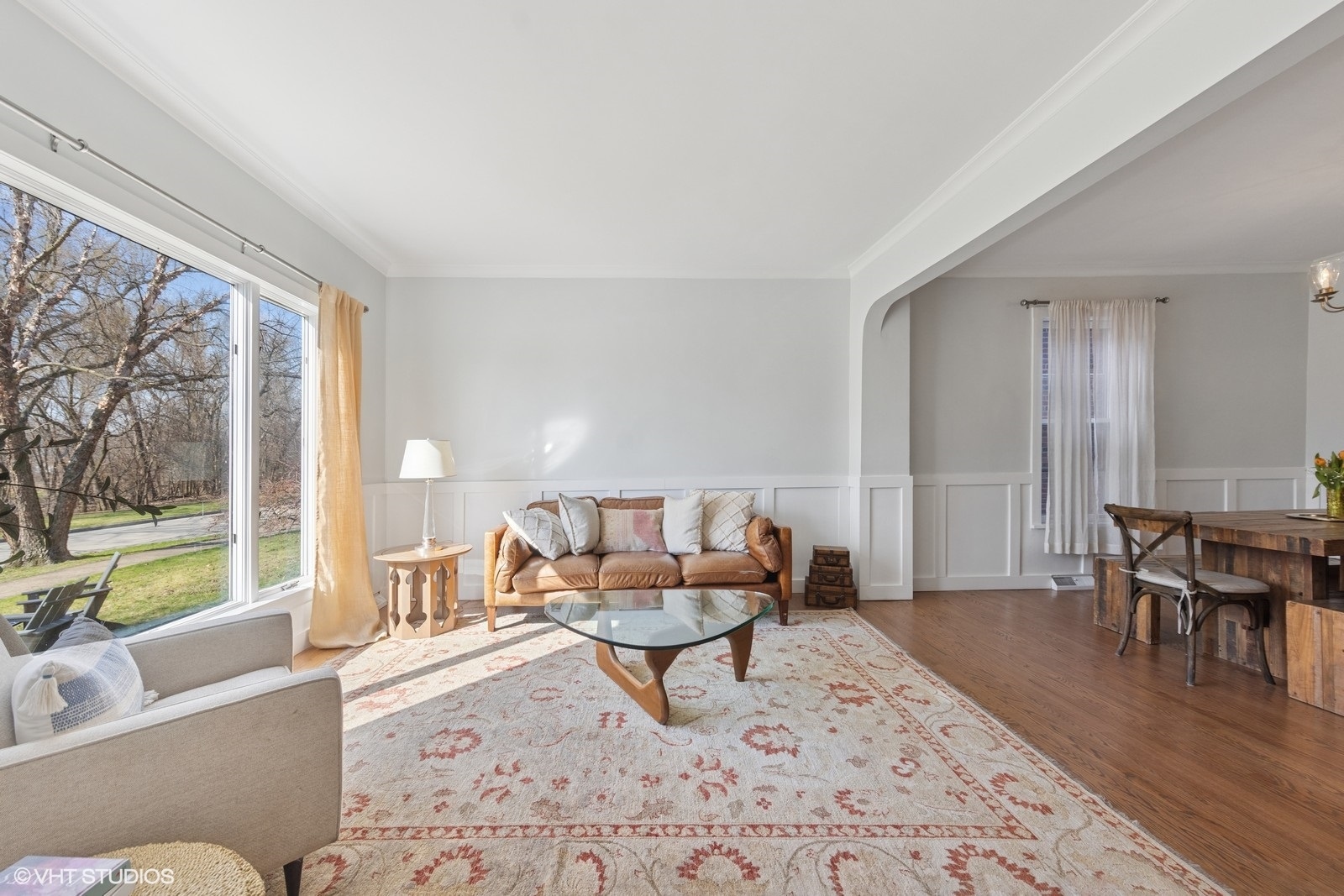 208 Fairbank Road Riverside, IL 60546 - Photo 6 of 29 a living room with furniture and a large window