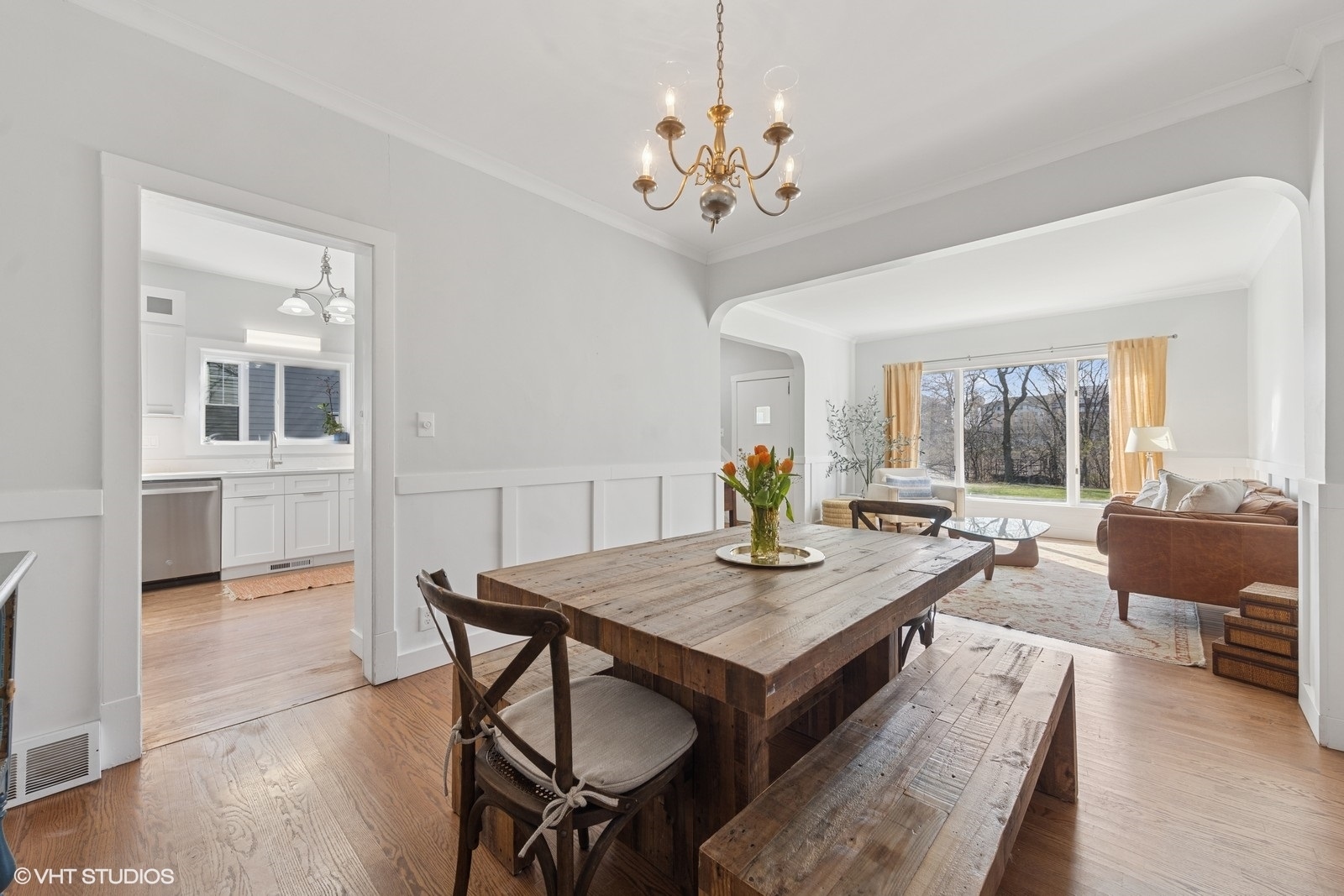 208 Fairbank Road Riverside, IL 60546 - Photo 8 of 29 a view of a dining room with furniture and window