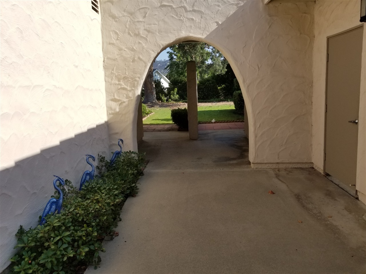 12477 Rios Road San Diego, CA 92128 - Photo 4 of 10