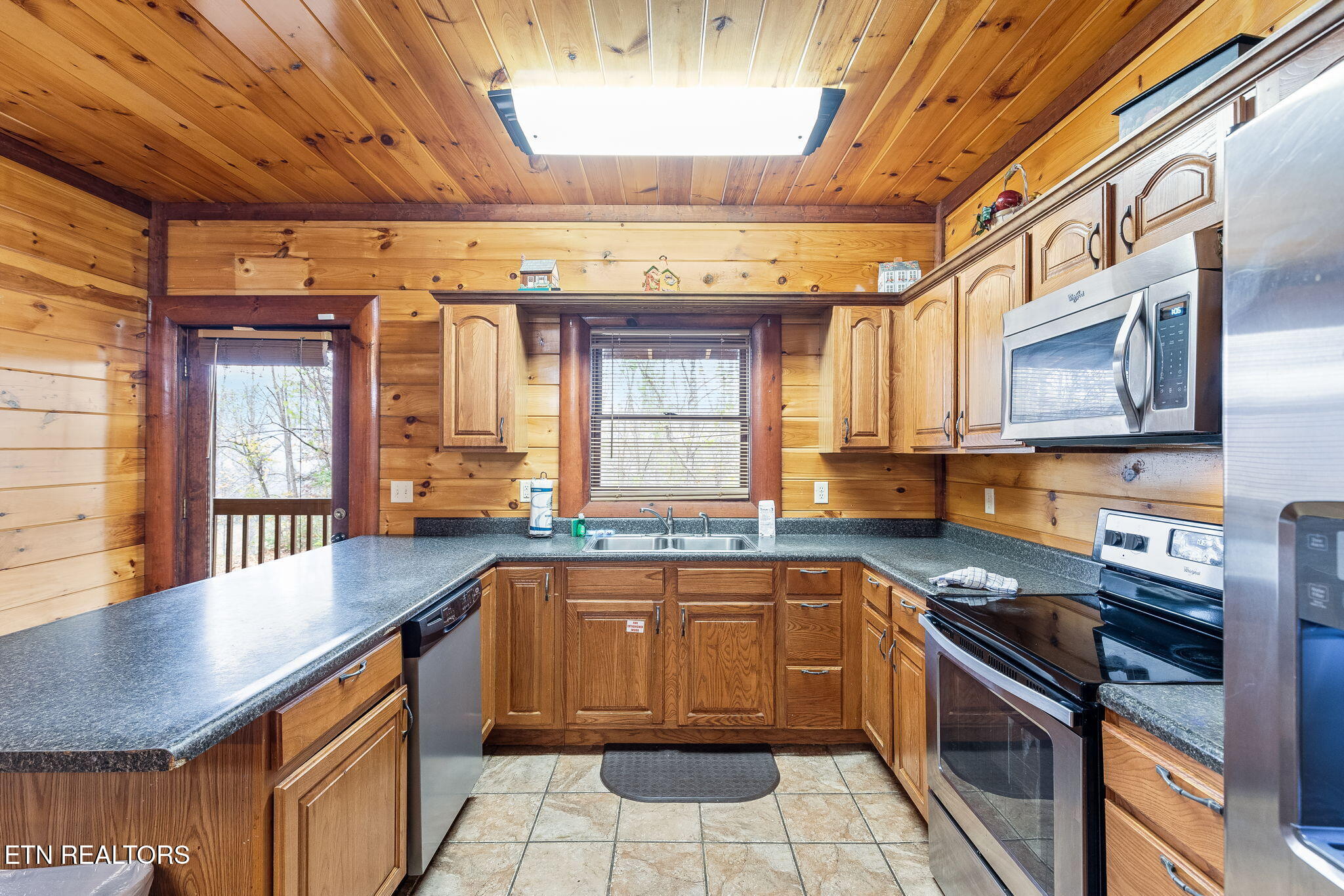 220 Amet Way Cosby, TN 37722 - Photo 23 of 53 21-web-or-mls-220-amet-way