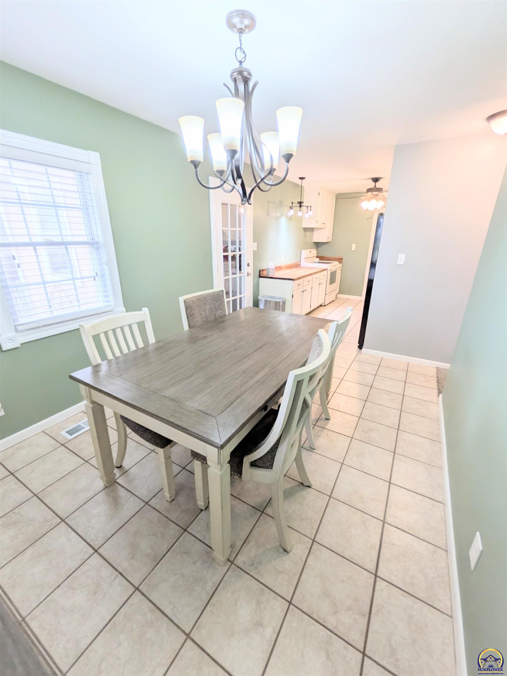 13765 South Morrill Road Carbondale, KS 66414 - Photo 22 of 46