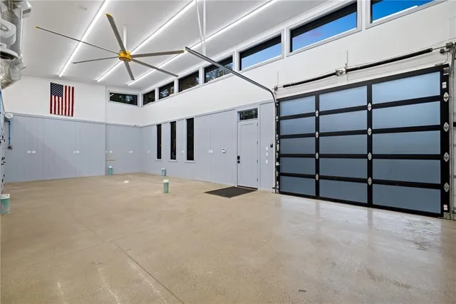 a view of a garage