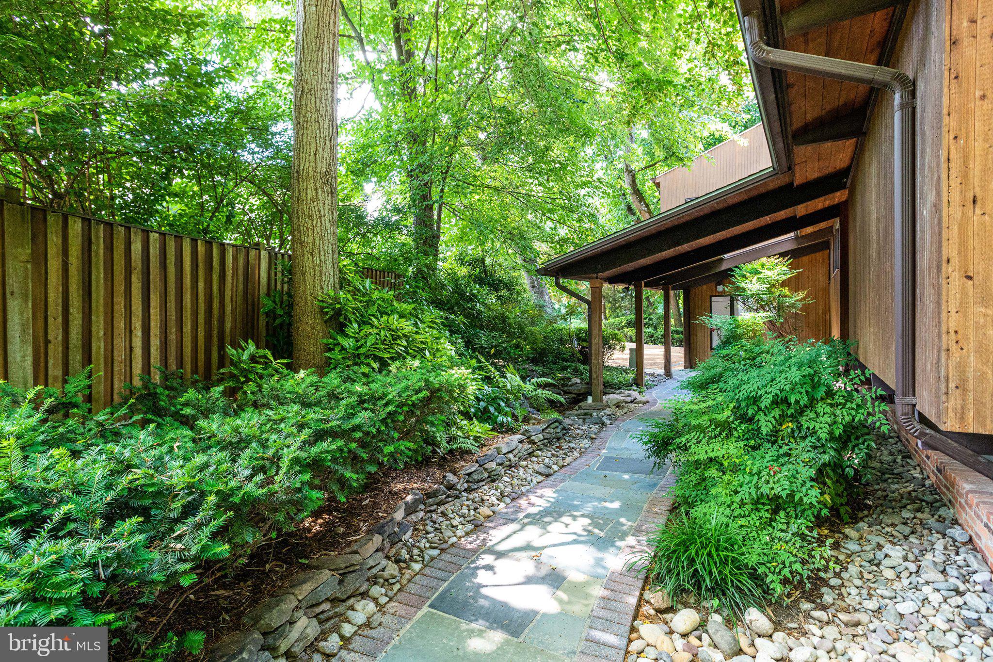 5910 Chesterbrook Road McLean, VA 22101 - Photo 44 of 53