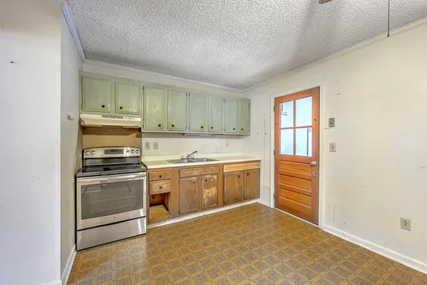 $214,900 | 1218 Dennis Boulevard, Moncks Corner, SC 29461