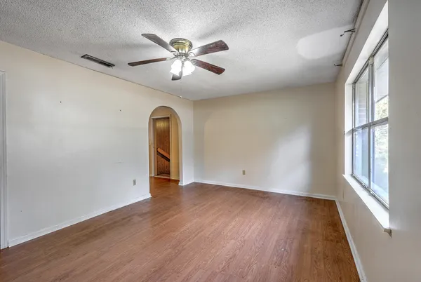 $214,900 | 1218 Dennis Boulevard, Moncks Corner, SC 29461