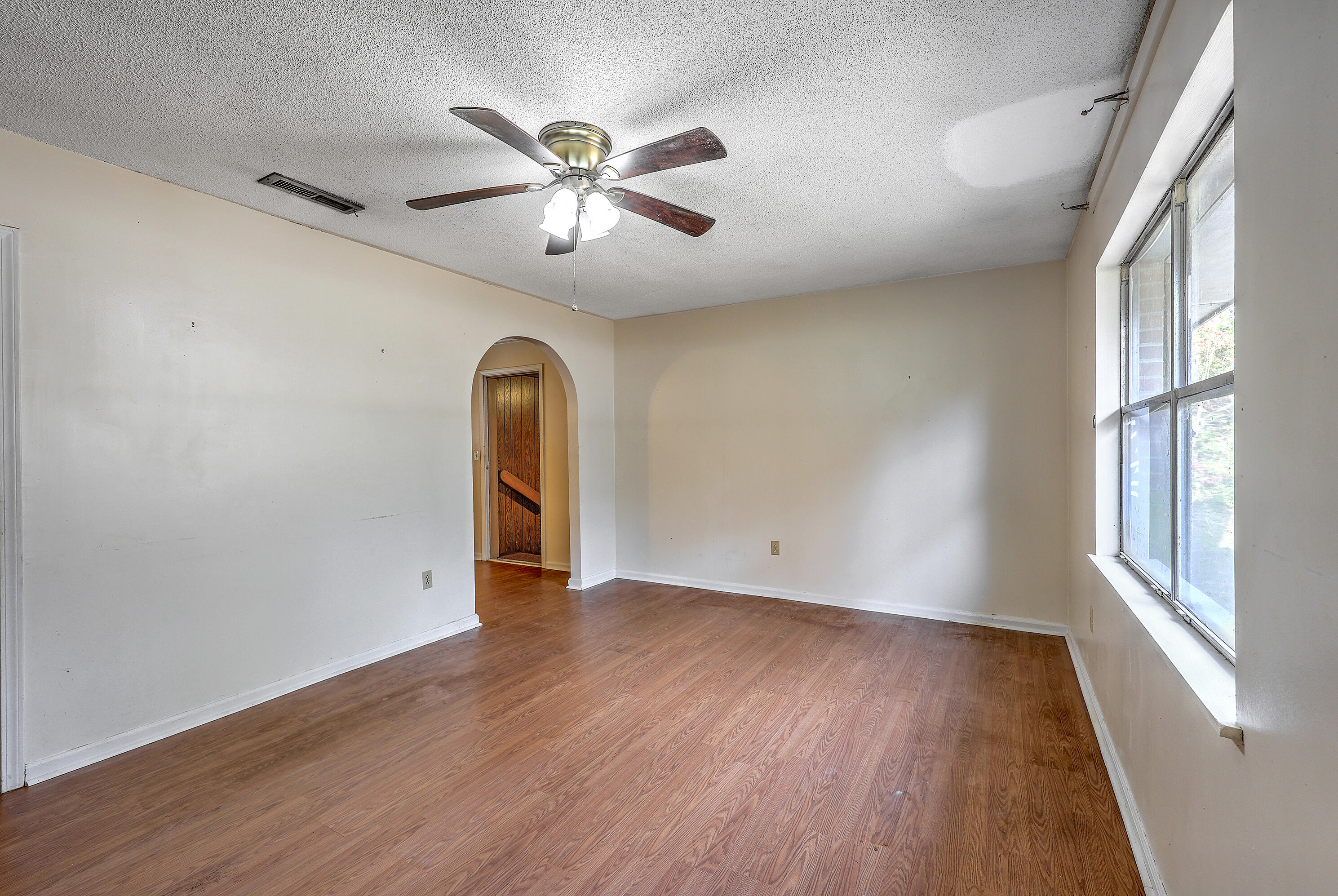 1218 Dennis Boulevard Moncks Corner, SC 29461 - Photo 6 of 32 ZYN_9644_45_46_47_48_49_50