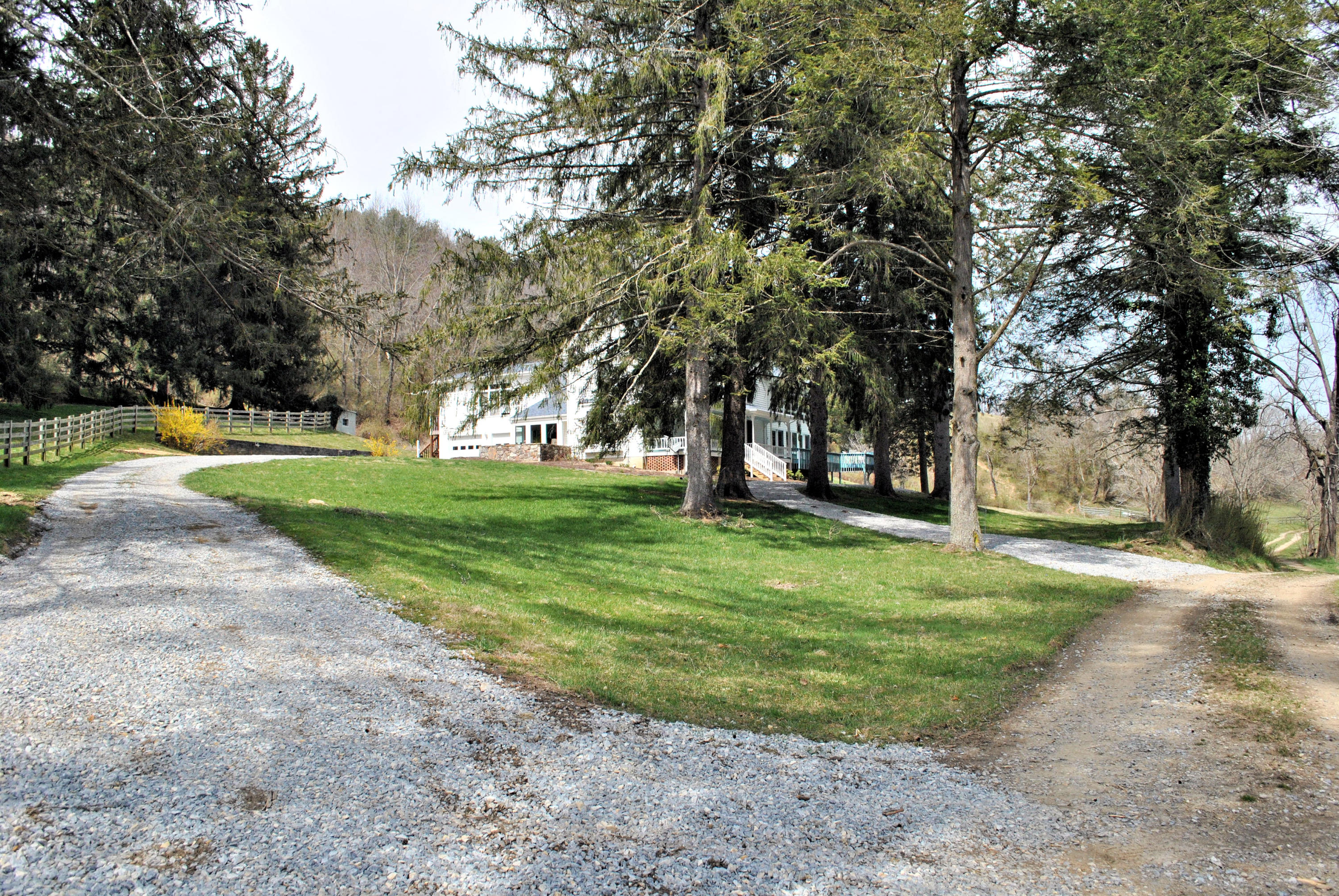 6500 Little Camp Road Riner, VA 24149 - Photo 116 of 121 93DSC_0927