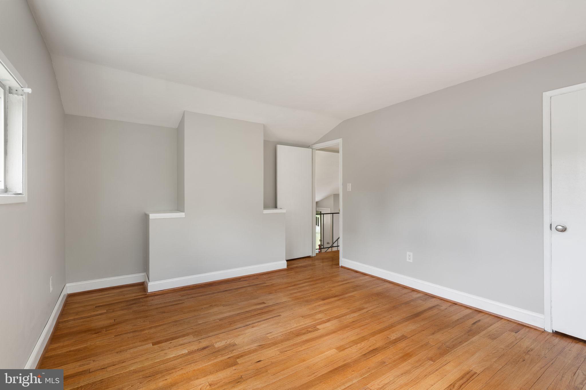 4526 Roundhill Road Alexandria, VA 22310 - Photo 31 of 53 Gallery Image 31