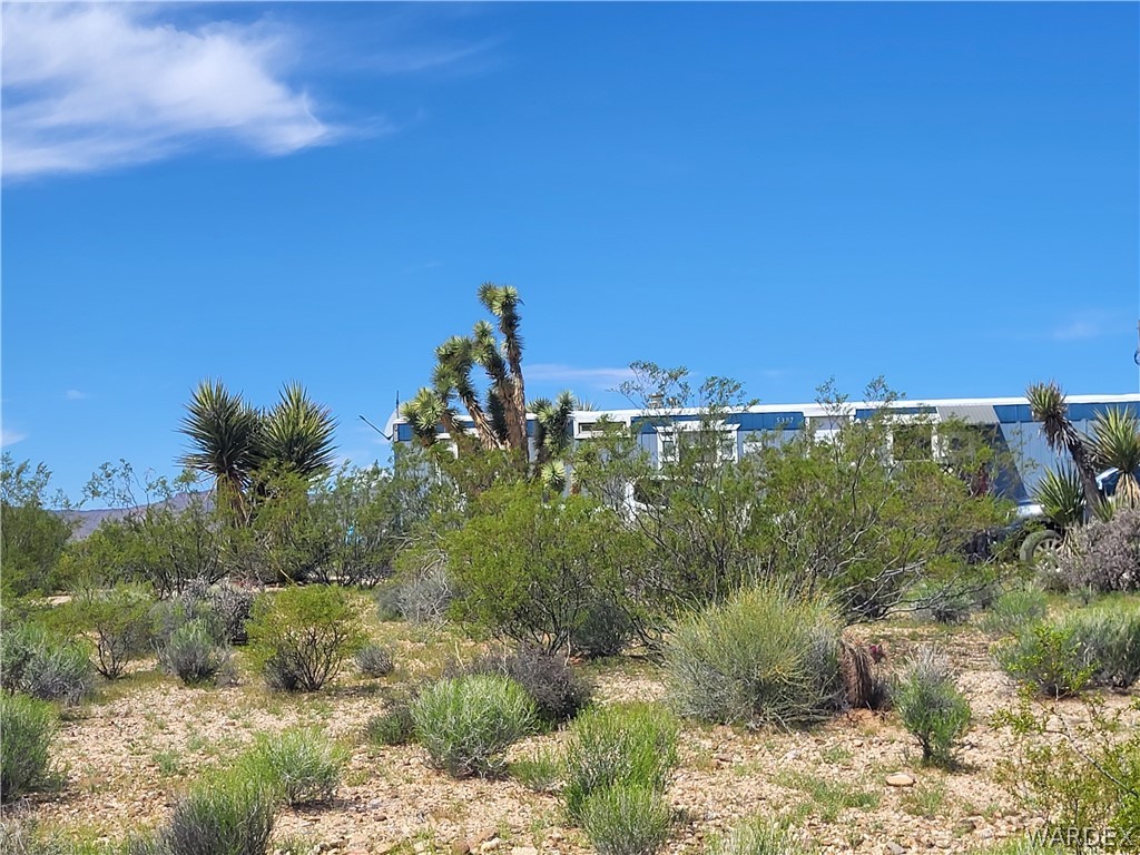 5397 Cordes Road Golden Valley, AZ 86413 - Photo 46 of 50 a view of a building