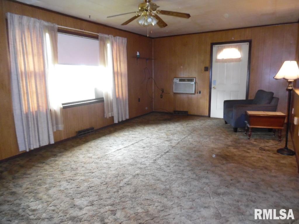 2201 6th Street Fulton, IL 61252 - Photo 3 of 14