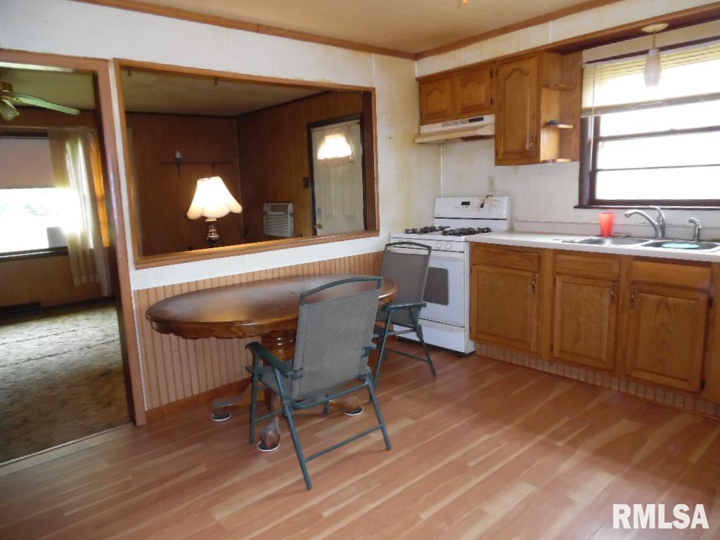 2201 6th Street Fulton, IL 61252 - Photo 7 of 14