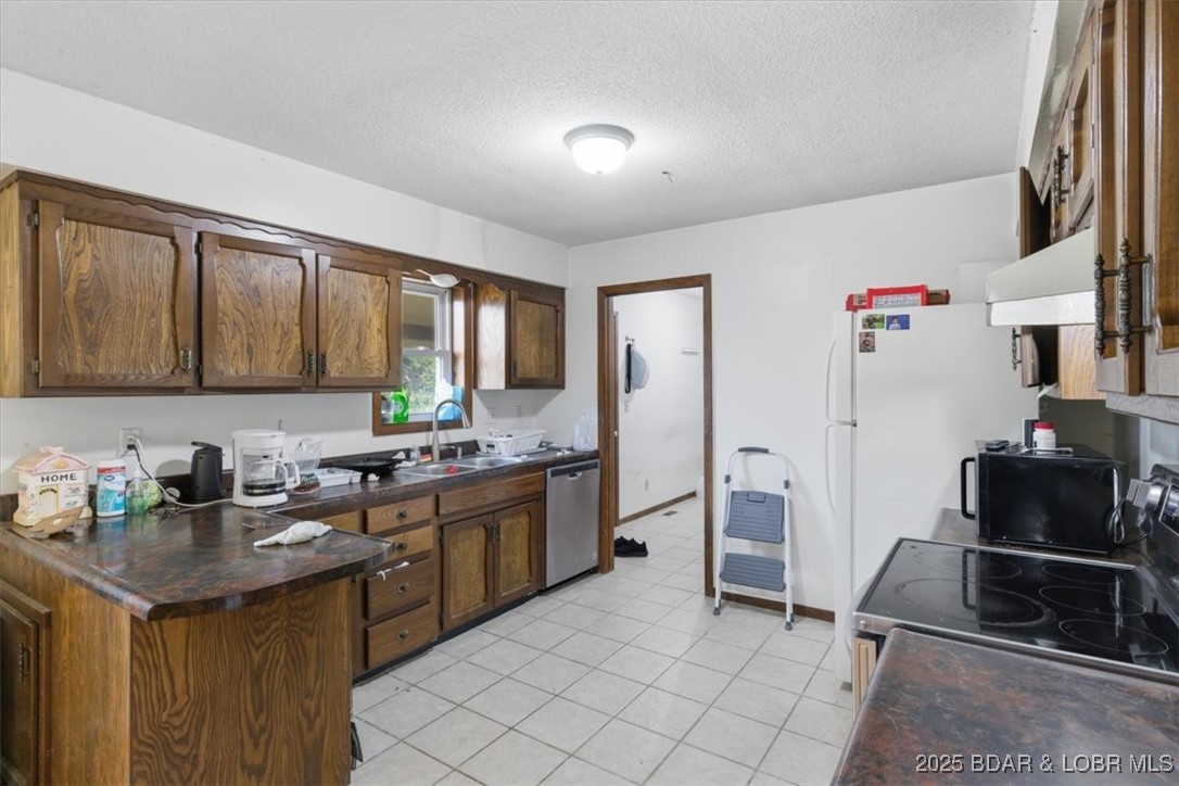 4585 Deer Run Drive Osage Beach, MO 65065 - Photo 8 of 36