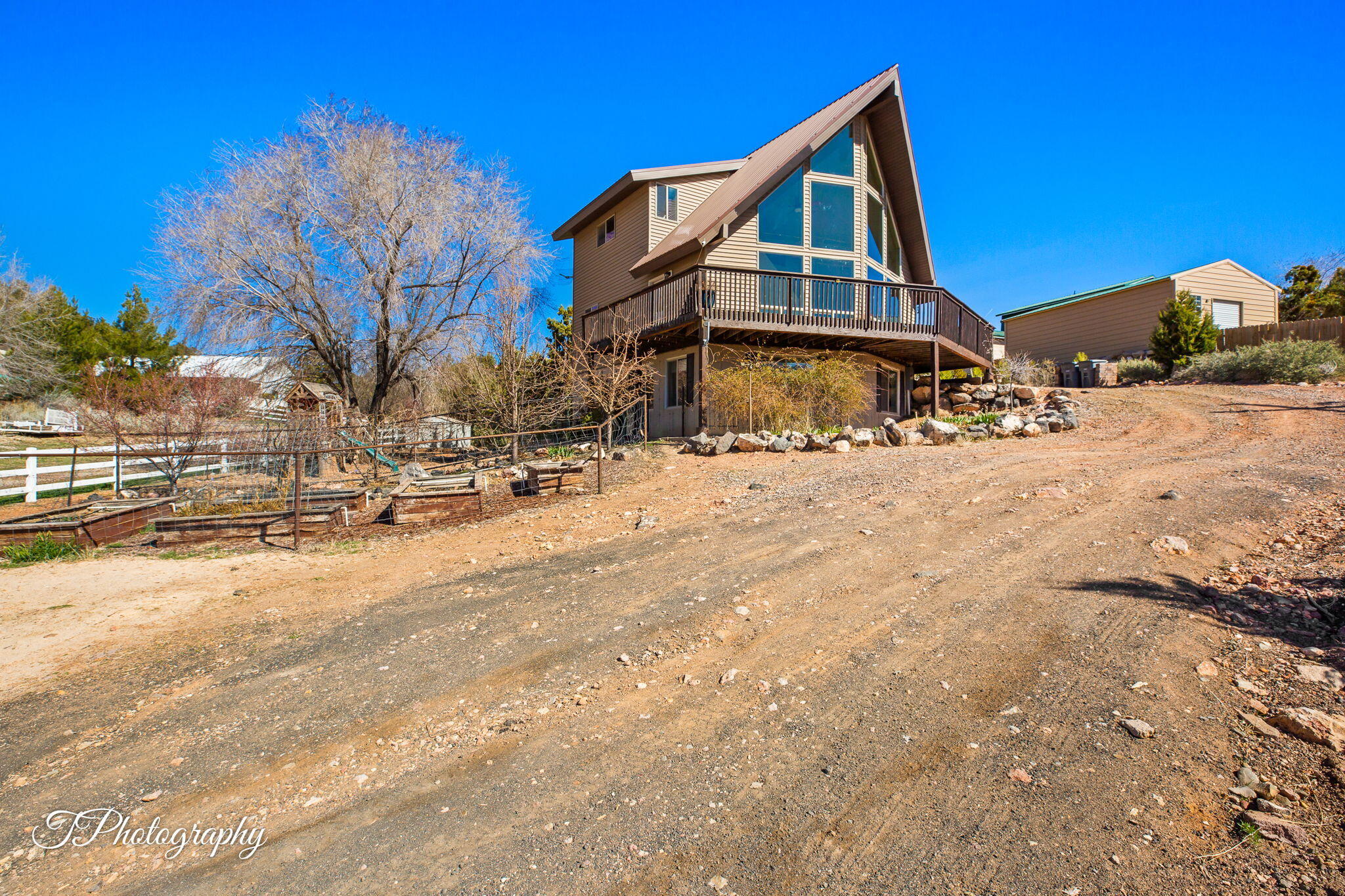342 East Foothill Circle Central, UT 84722 - Photo 48 of 50 Driveway