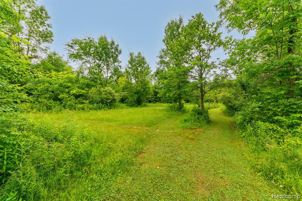 46210 West 11 Mile Road Novi, MI 48374 - Photo 62 of 97