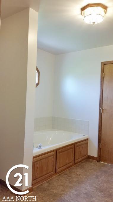 8828 Division Road Columbus, MI 48063 - Photo 22 of 29