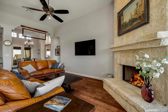 $785,000 | 106 Hannah Lane, Boerne, TX 78006