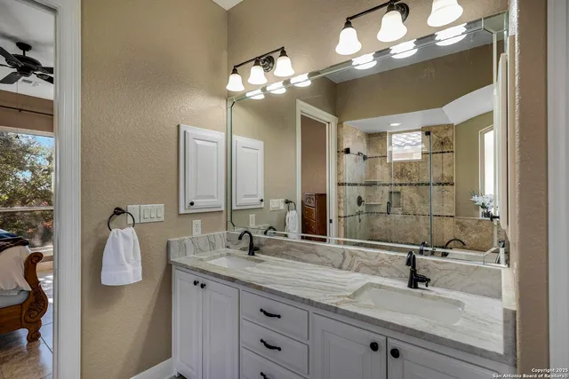 $785,000 | 106 Hannah Lane, Boerne, TX 78006