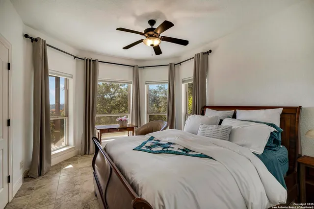 $785,000 | 106 Hannah Lane, Boerne, TX 78006