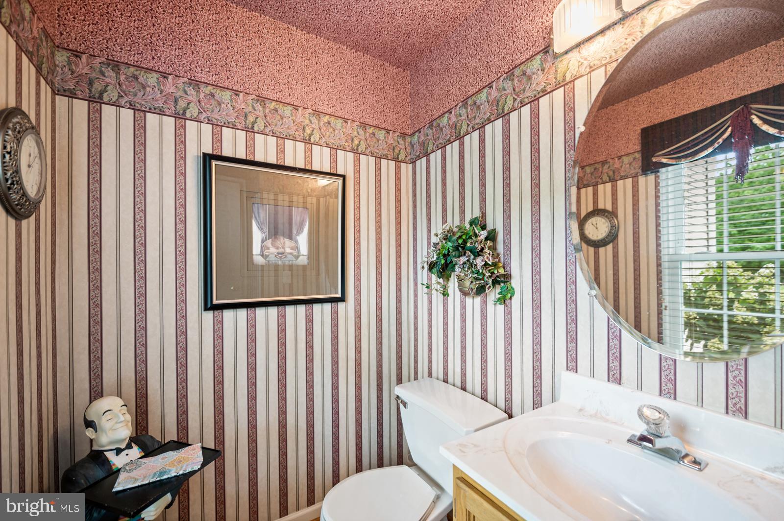 1322 Longmeadow Road Garnet Valley, PA 19060 - Photo 20 of 71 Formal Powder Room