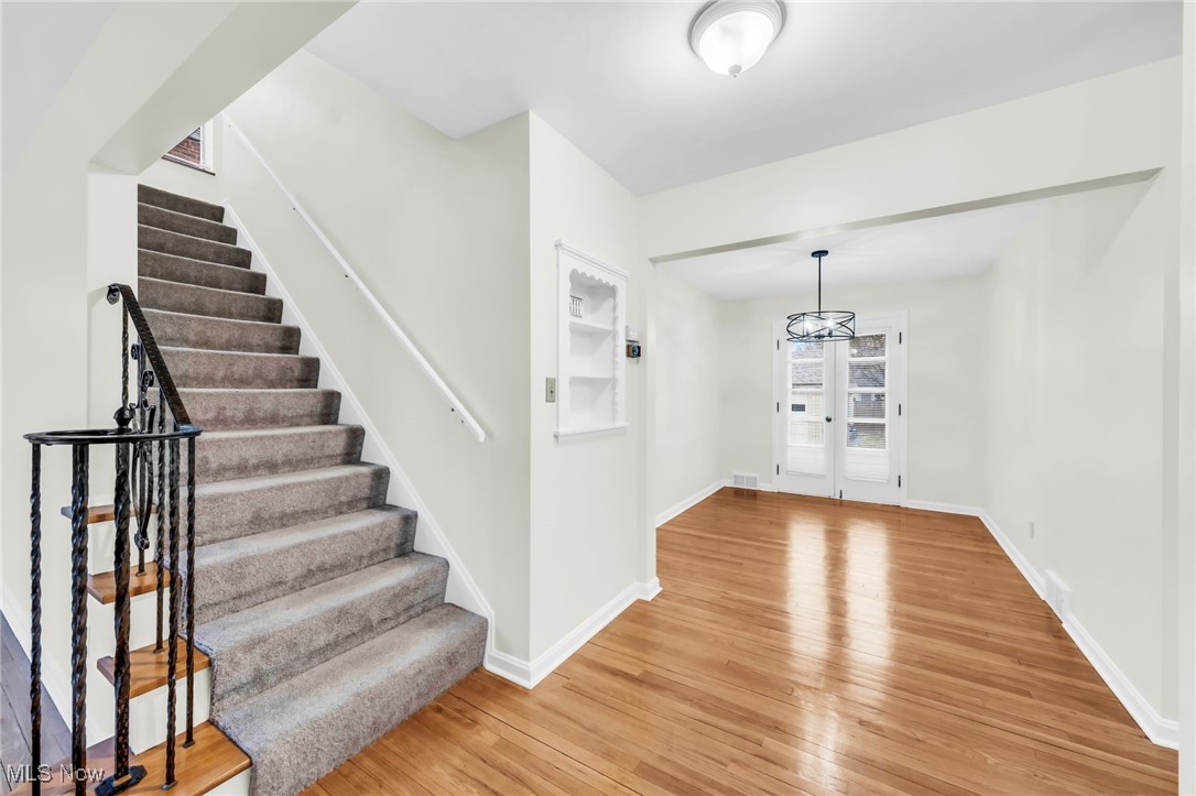 21960 Eaton Road Cleveland, OH 44126 - Photo 6 of 29 Gallery Image 6