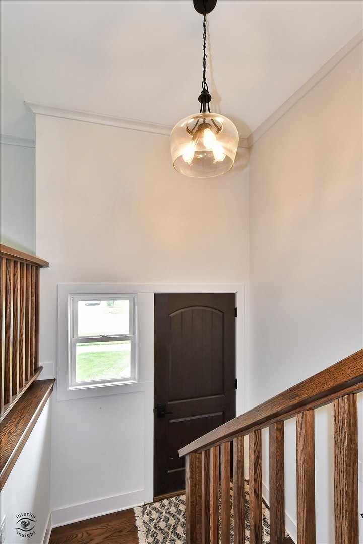 99 Mayer Avenue Wheeling, IL 60090 - Photo 2 of 25