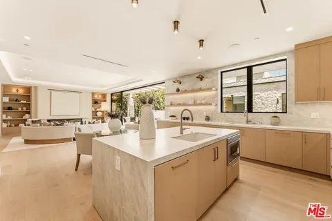 $3,899,000 | 4630 Saloma Avenue, Sherman Oaks, CA 91403