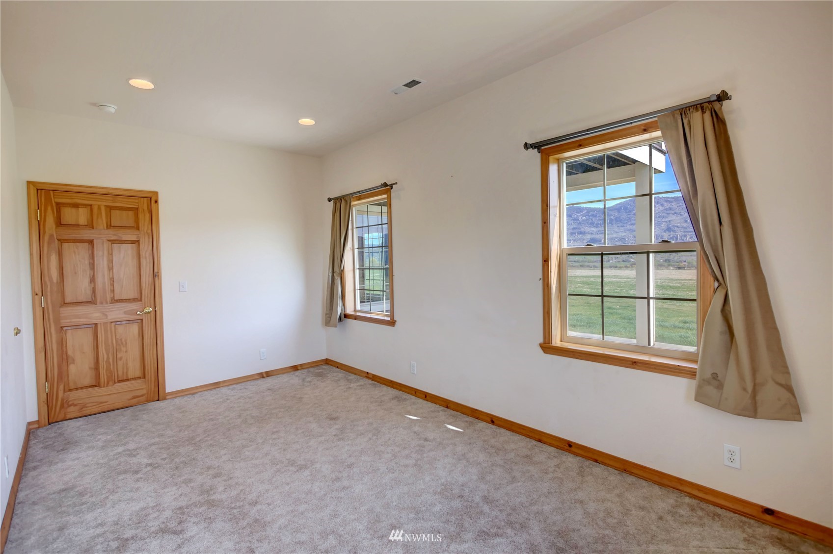 31 Rooster Flats Road Oroville, WA 98844 - Photo 23 of 39 Gallery Image 23