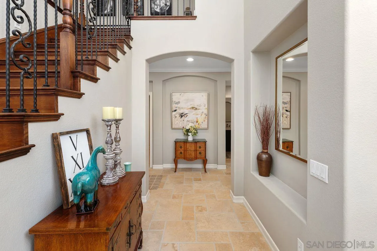 12113 Travertine Court Poway, CA 92064 - Photo 15 of 49