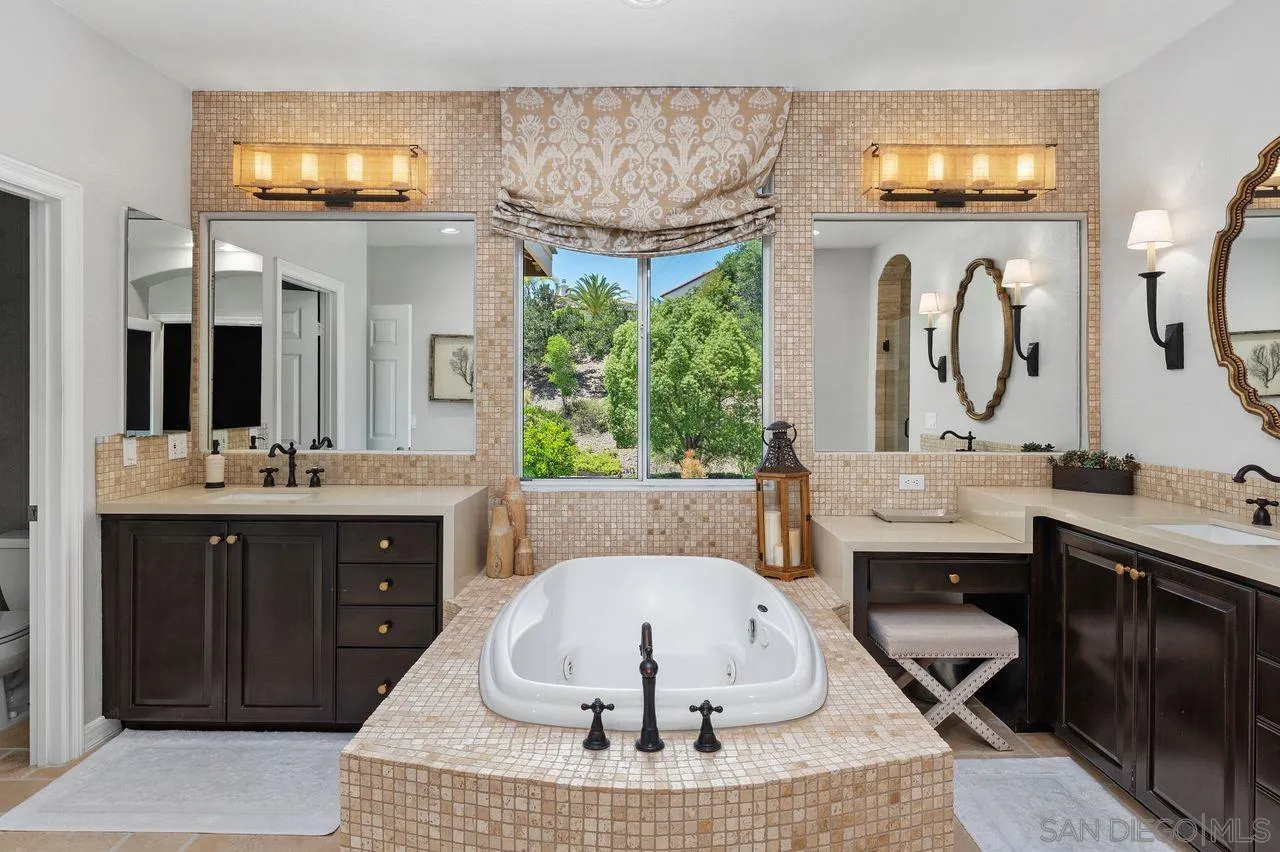 12113 Travertine Court Poway, CA 92064 - Photo 34 of 49