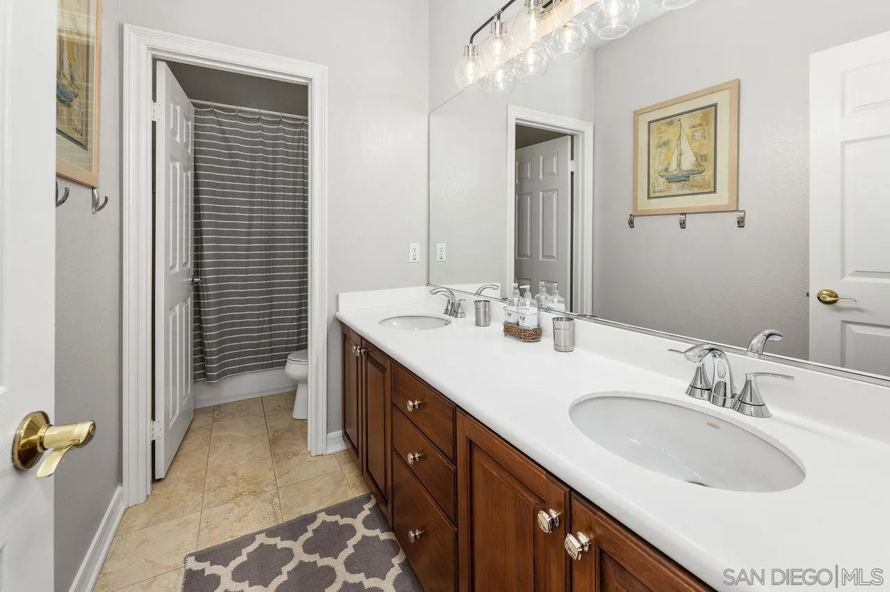 12113 Travertine Court Poway, CA 92064 - Photo 39 of 49
