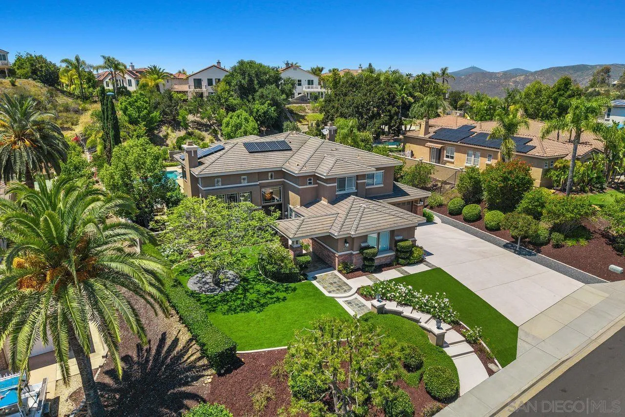 12113 Travertine Court Poway, CA 92064 - Photo 7 of 49