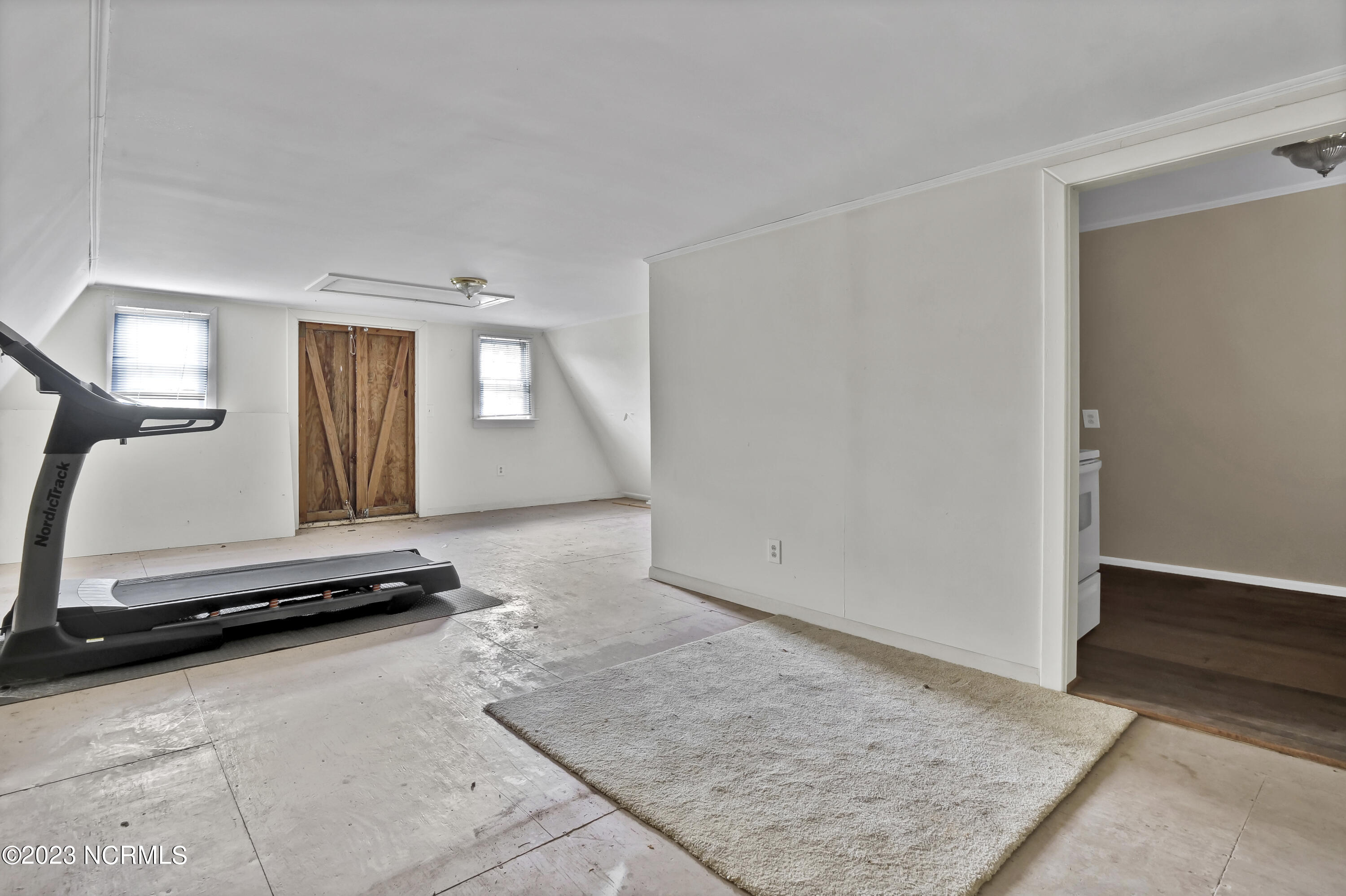 6 Scotts Hill Loop Road Wilmington, NC 28411 - Photo 28 of 40 Room above garage