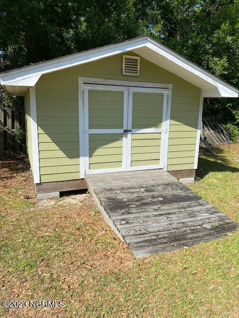 6 Scotts Hill Loop Road Wilmington, NC 28411 - Photo 32 of 40 Shed
