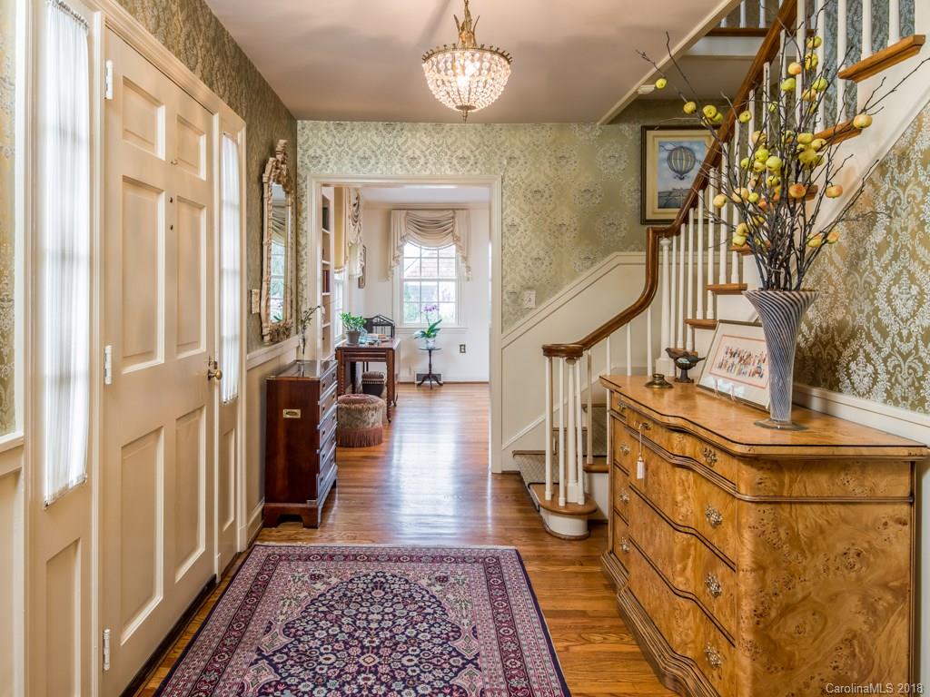 63 Wembley Road Asheville, NC 28804 - Photo 3 of 36 Gallery Image 3