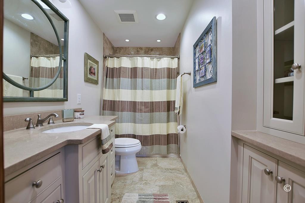 5538 Roaring Branch Road Columbus, GA 31904 - Photo 25 of 54 main level bath between 2 bedrooms