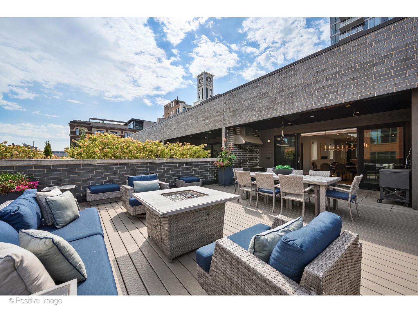 220 South Green Street, Unit 4S Chicago, IL 60607 - Photo 17 of 42 Gallery Image 17