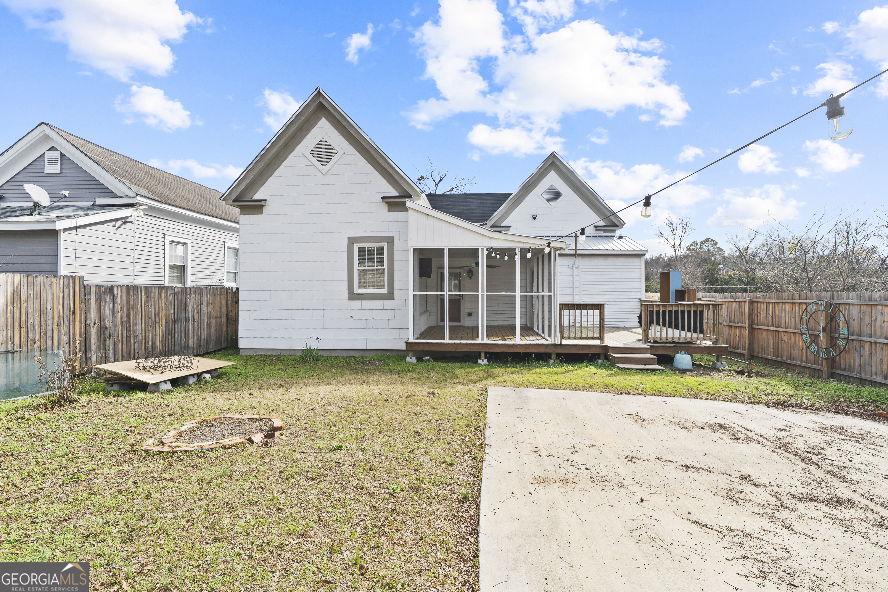 1471 Jackson Street Macon, GA 31201 - Photo 29 of 30 a view of a house with backyard and sitting area