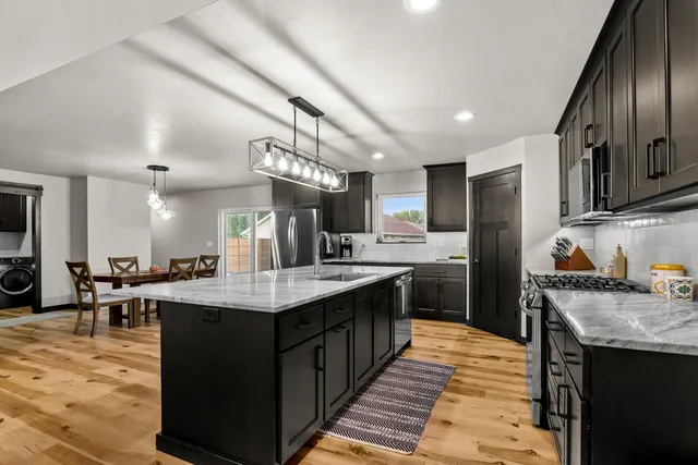 $510,000 | 1429 Harbor Lights Road, Suamico, WI 54173