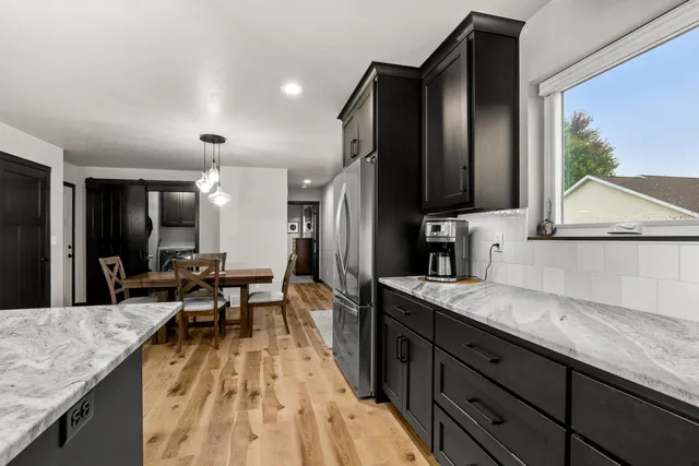 $510,000 | 1429 Harbor Lights Road, Suamico, WI 54173