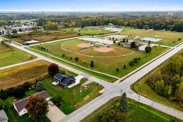 $499,000 | 1429 Harbor Lights Road, Suamico, WI 54173