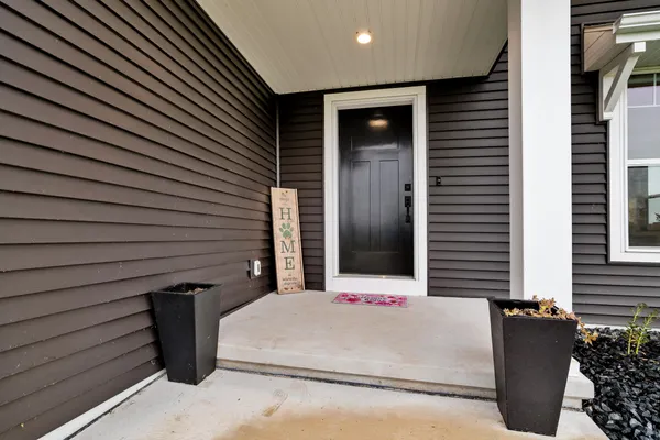 $499,000 | 1429 Harbor Lights Road, Suamico, WI 54173